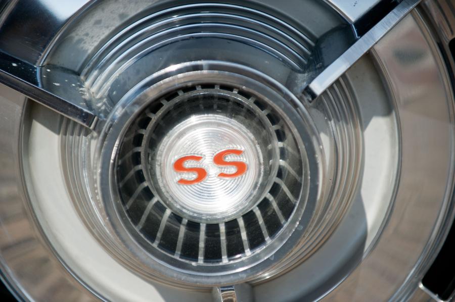  Chevrolet Impala SS Convertible 1963 года  (фото 20 из 28)